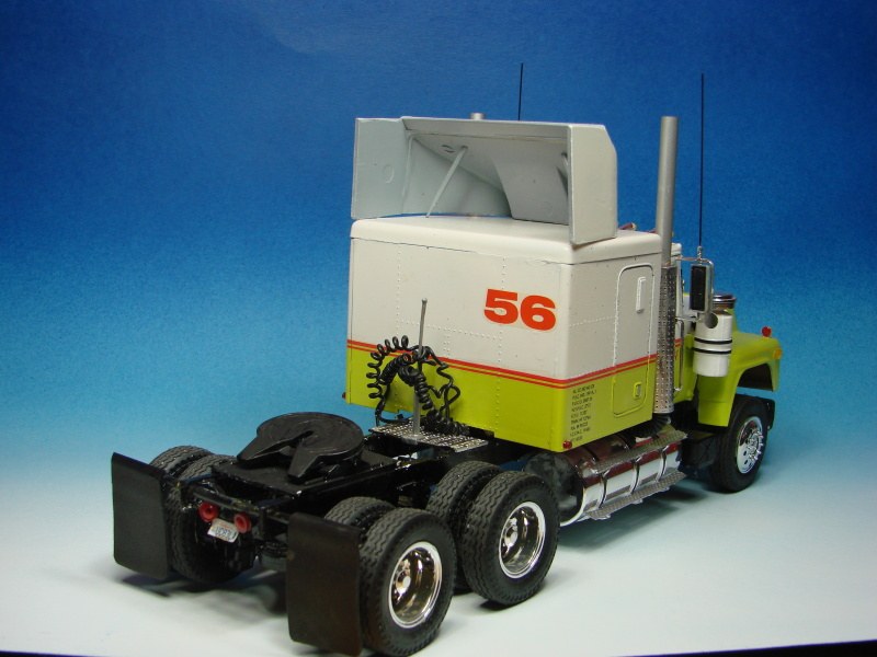 Mack R685ST