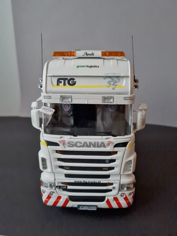 Scania R730 8x4 Heavy Haulage Tractor