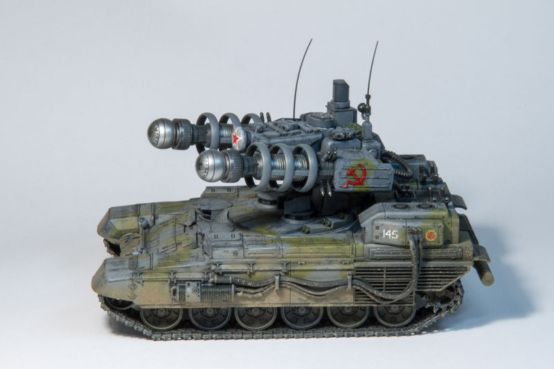 T-72T „Molniya“ - Tesla Tank