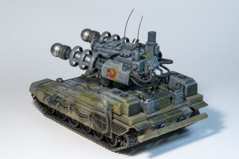 T-72T „Molniya“ - Tesla Tank