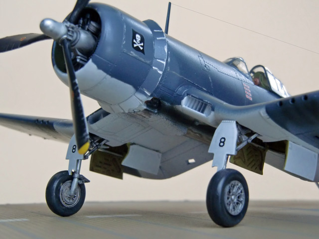 Chance Vought F4U-1 Corsair