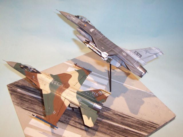 F-16C Fighting Falcon, verschiedene Hersteller 1:48 von Alexander Jost