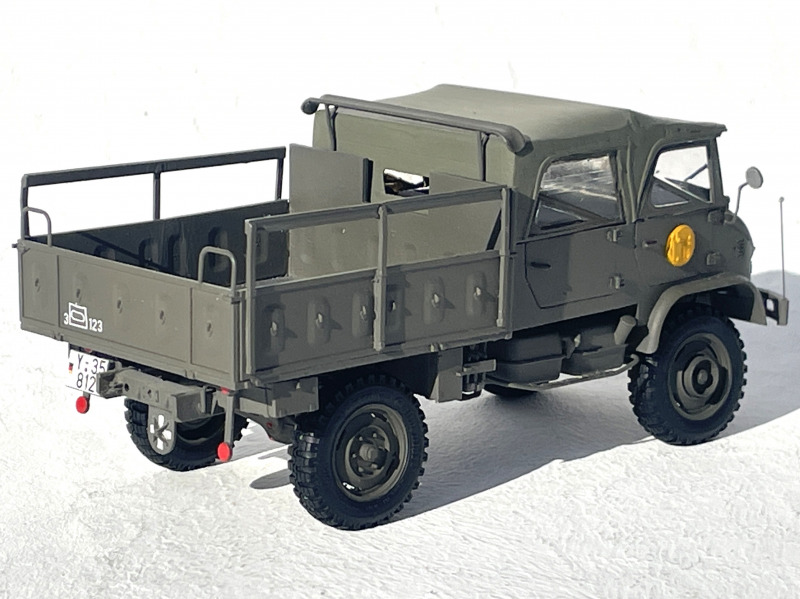 Unimog S 404 Doppelkabine (DoKa)