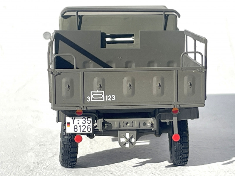 Unimog S404 Doppelkabine (DoKa)