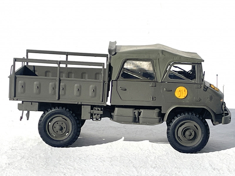 Unimog S 404 Doppelkabine (DoKa)