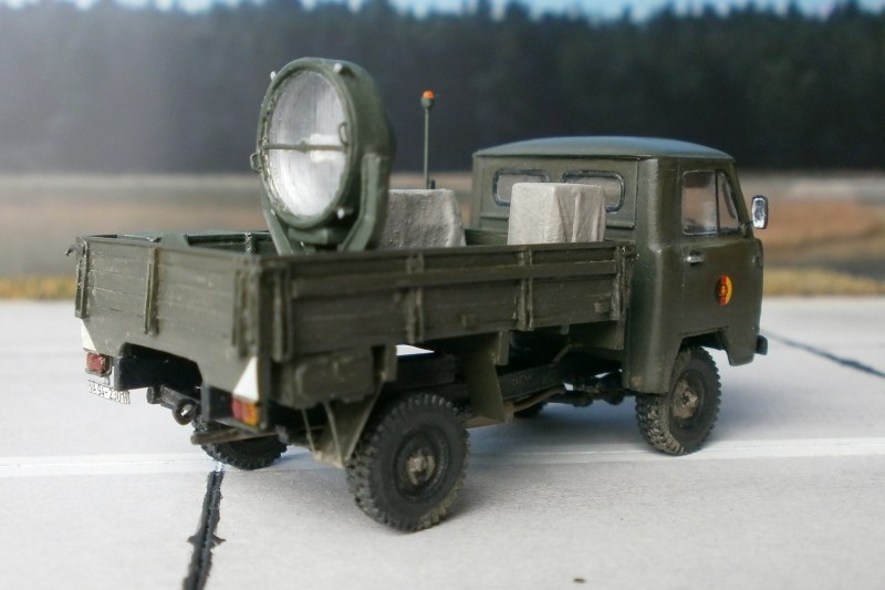 UAZ-452D Lichtlandeanlage LUTSCH 4P