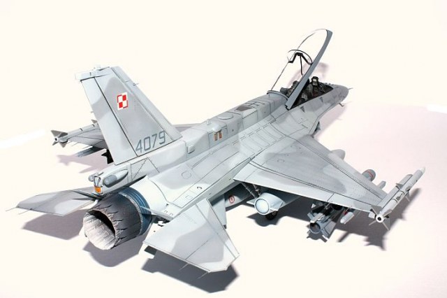 General Dynamics F-16D Fighting Falcon