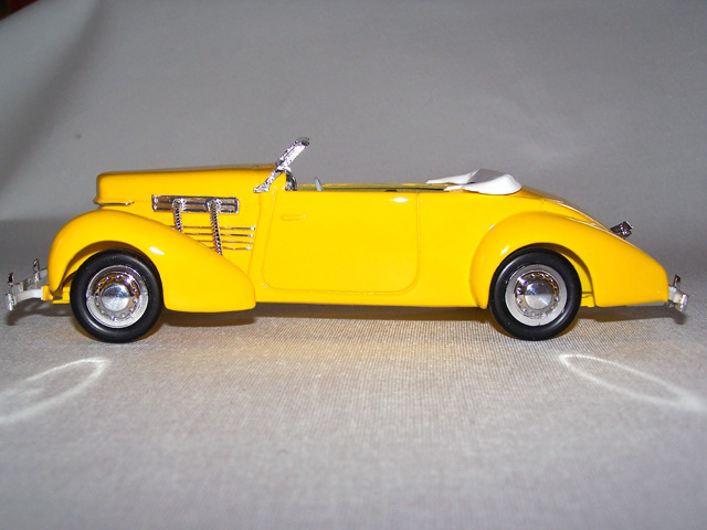 1937 Cord 812 Convertible