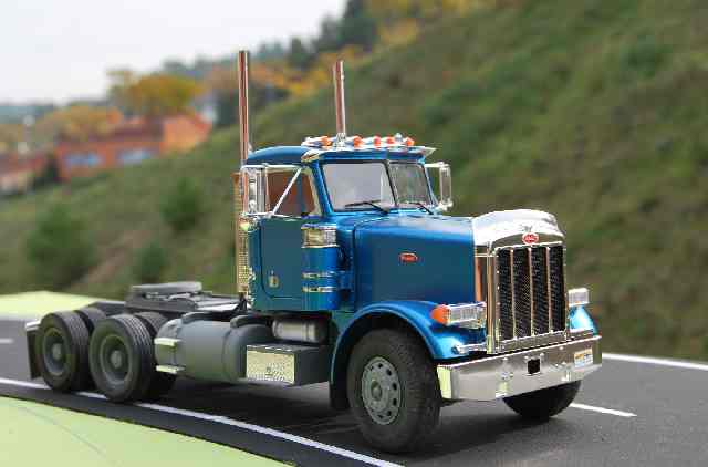 Peterbilt 378