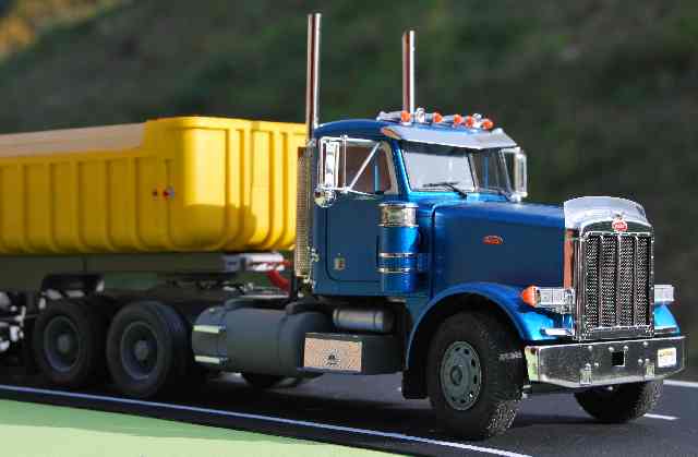 Peterbilt 378
