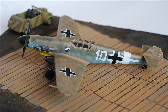 Messerschmitt Bf 109 G-2 Trop