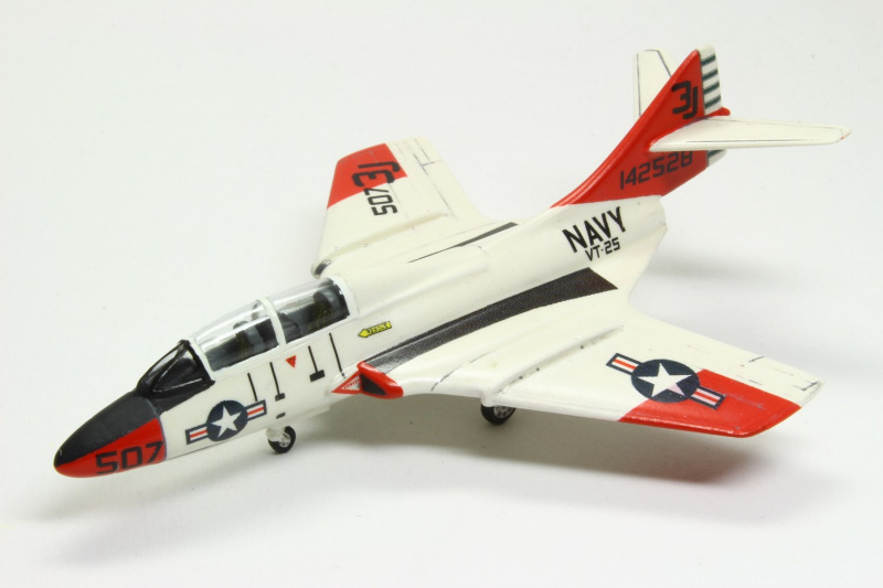 Grumman F9F-8T Cougar