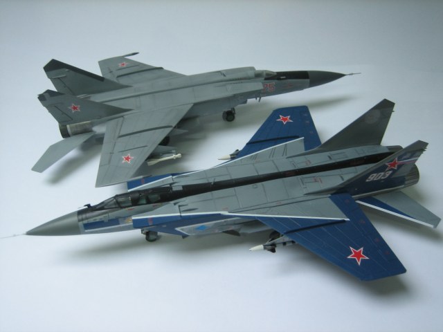 MiG-31E Foxhound