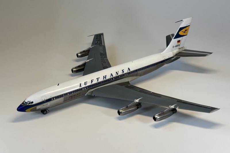 Boeing 707-430