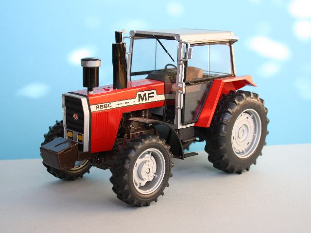 Massey Ferguson 2680 Schlepper