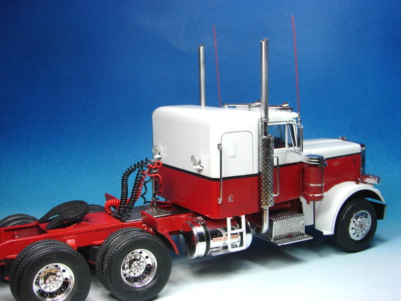 Peterbilt 359