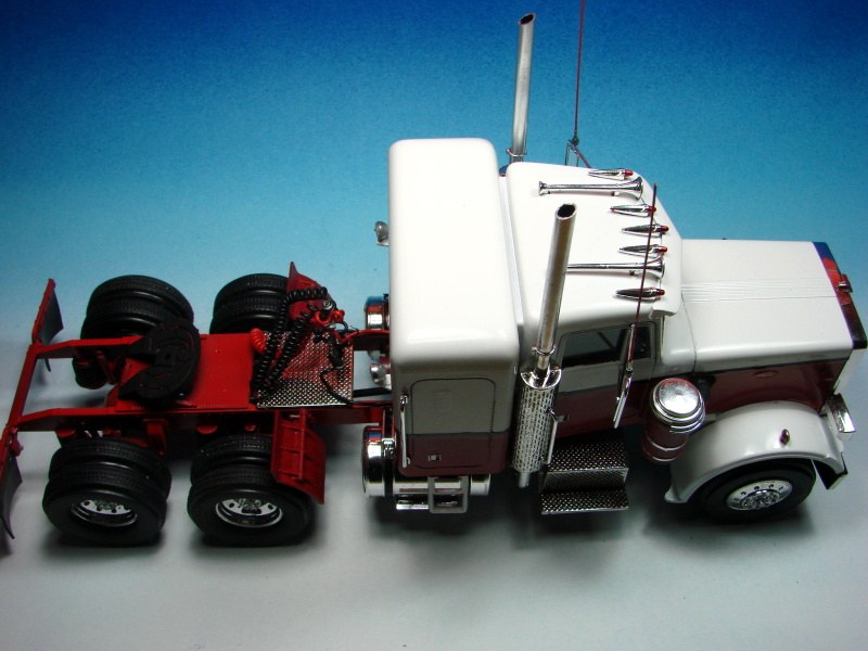 Peterbilt 359