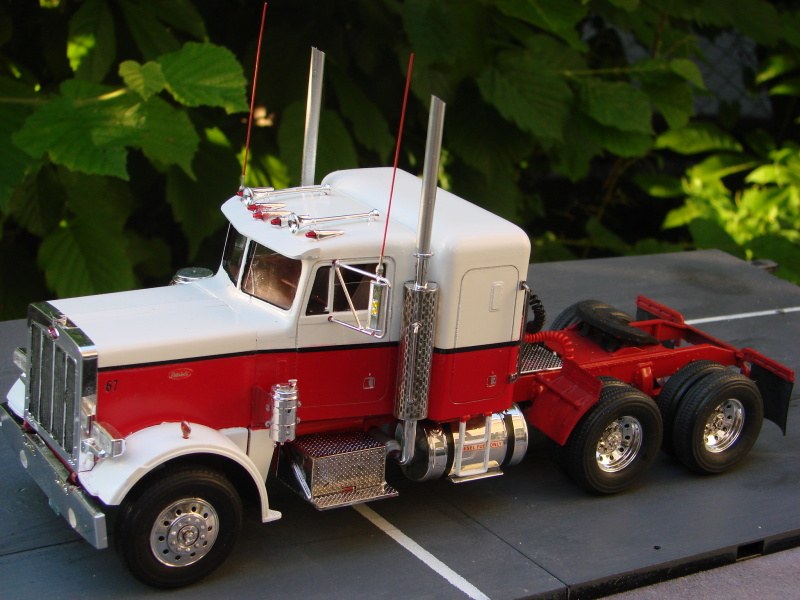 Peterbilt 359