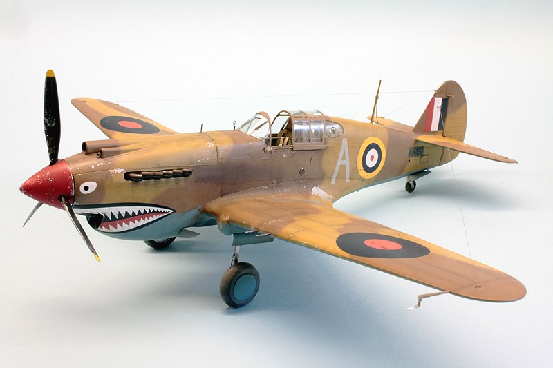 Curtiss P-40B Warhawk