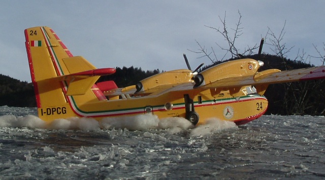 Canadair CL-415