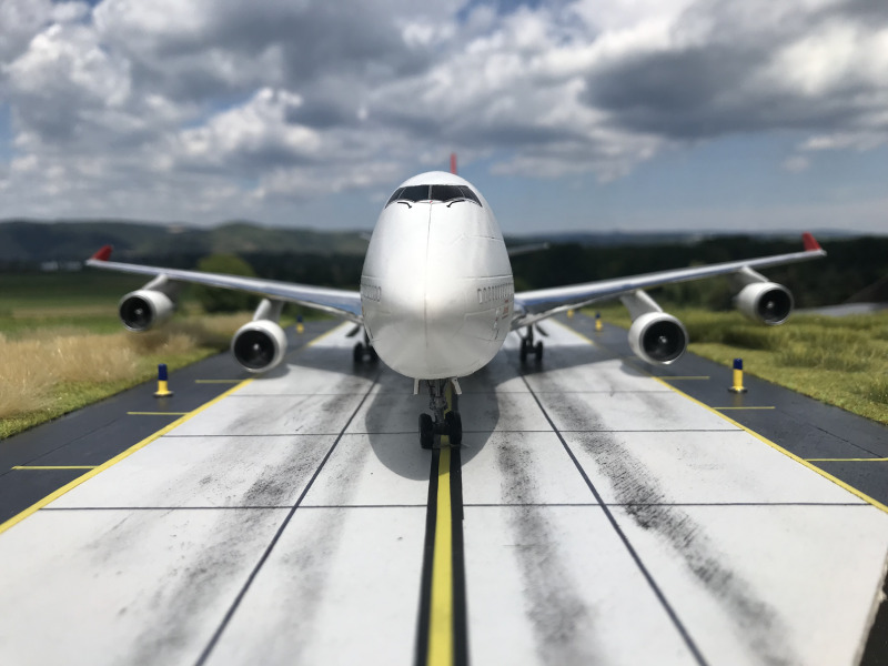 Boeing 747-412(BDSF)