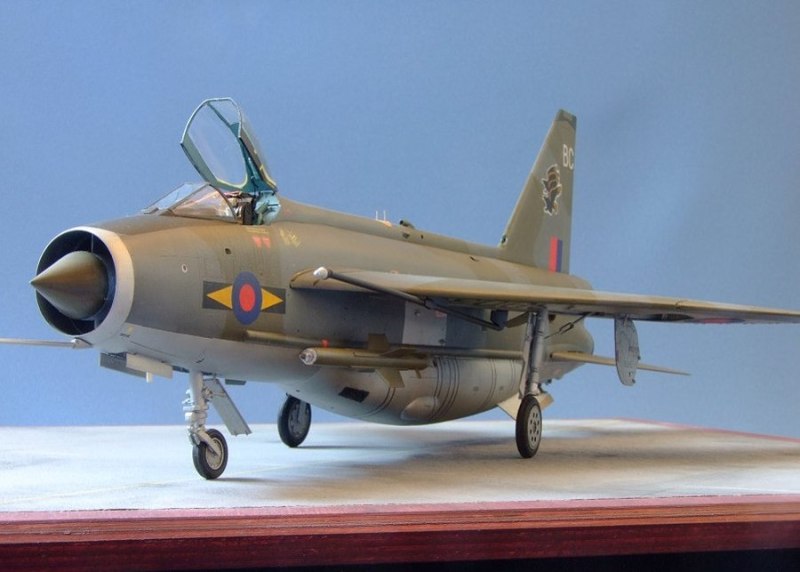 English Electric Lightning F.6