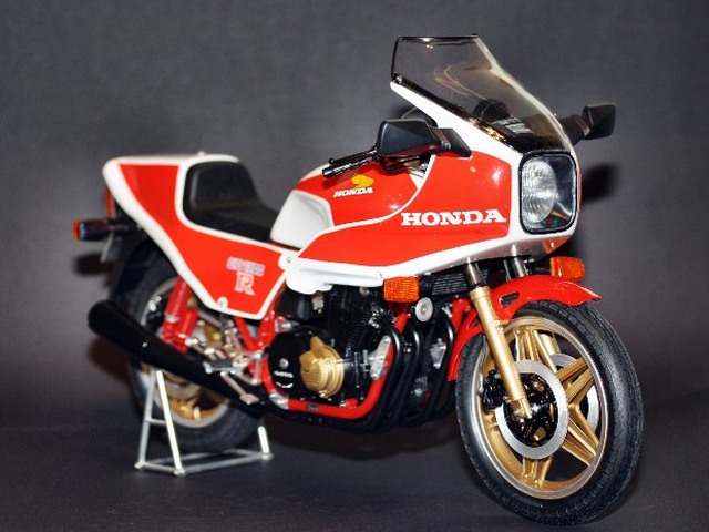 Honda CB1100R