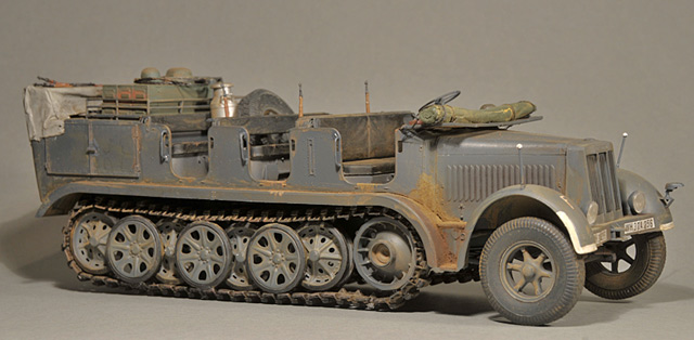 Sd.Kfz. 7 early production