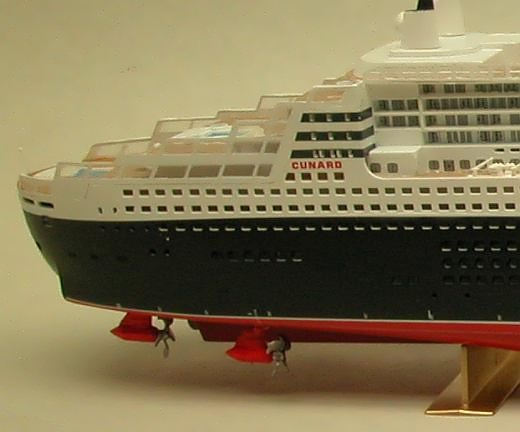Queen Mary 2, Heller 1:600 von Martin Kohring