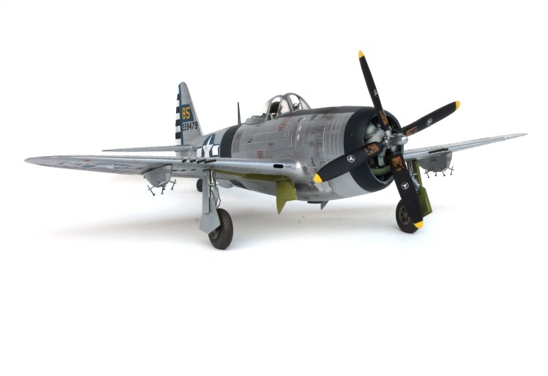 Republic P-47D-28-RA Thunderbolt