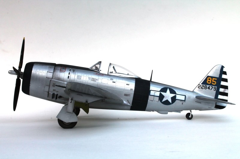 Republic P-47D-28-RA Thunderbolt