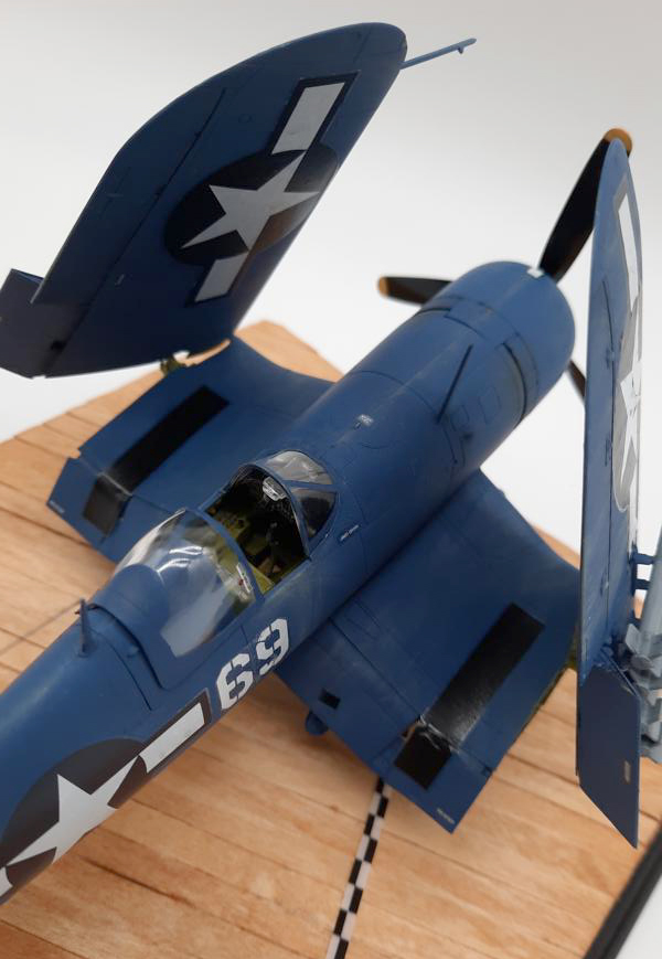 Chance Vought F4U-1D Corsair