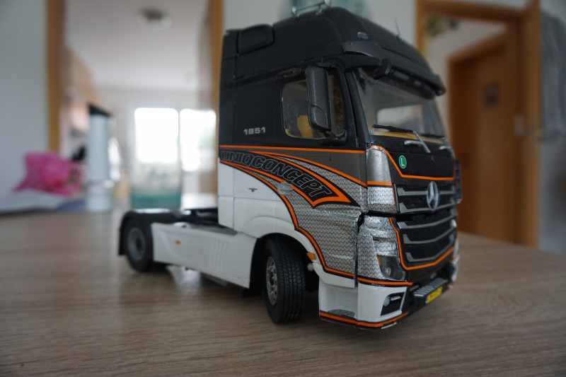 Mercedes Benz Actros MP4, Revell 1:24 von Marcus Kitor