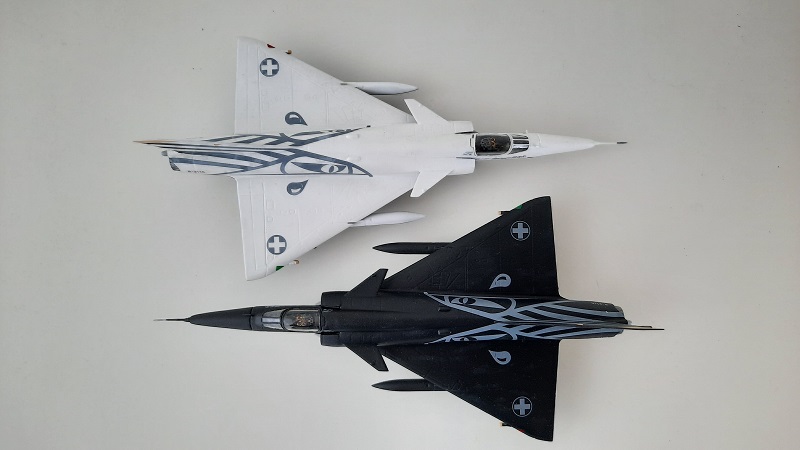 Dassault Mirage IIIRS «black & white»