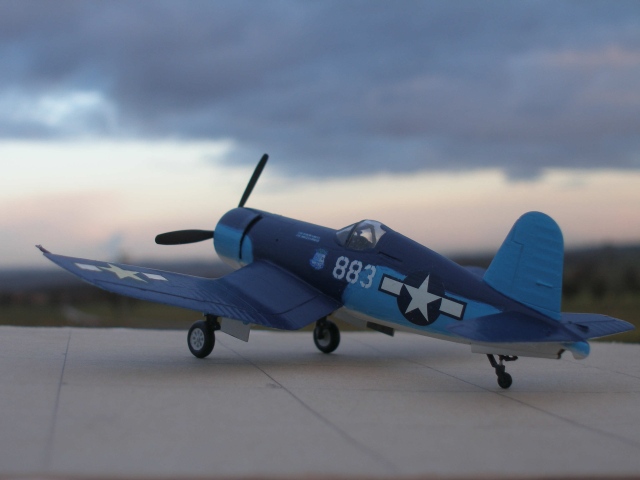 Chance Vought F4U-1 Corsair