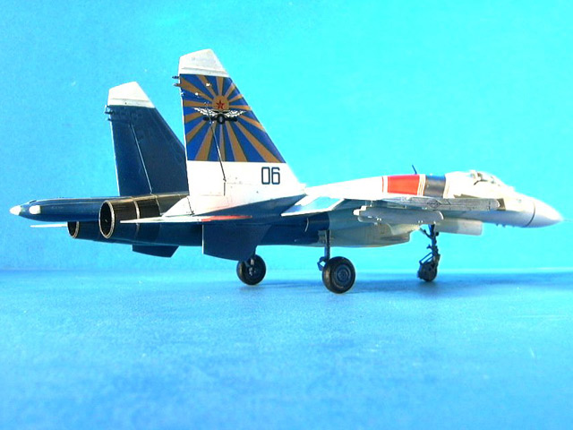 Suchoi Su27 Flanker B, Academy 148 von Karl Heinz Schlosser