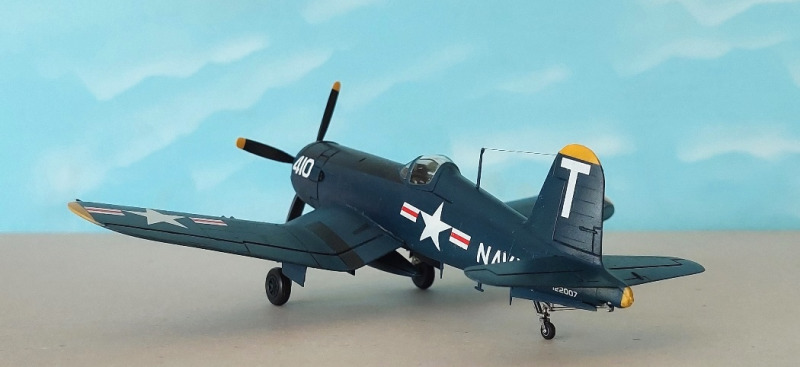 Chance Vought F4U-5 Corsair