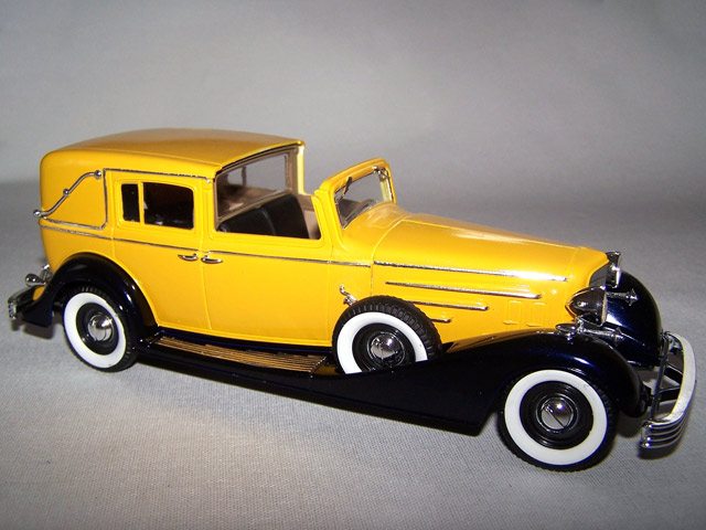 1933 Cadillac V-16 Town Car