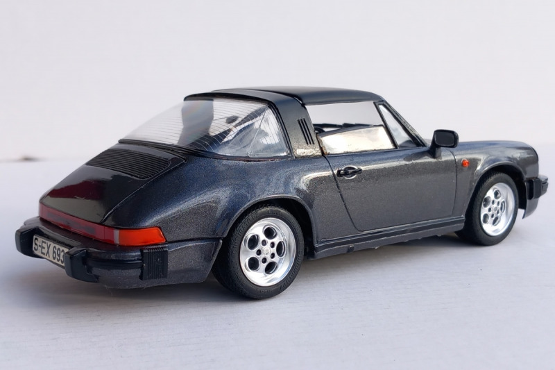 Porsche 911 Carrera Targa
