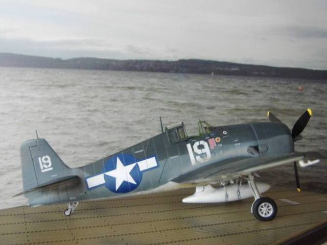 Grumman F6F-3 Hellcat