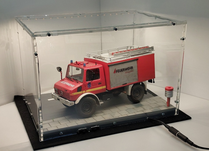 Mercedes-Benz Unimog U1300 LTLF 8-18