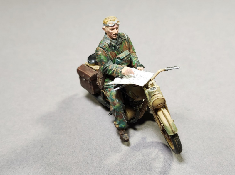DKW NZ 350 und Feldgendarm
