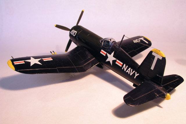 Chance Vought F4U-5 Corsair