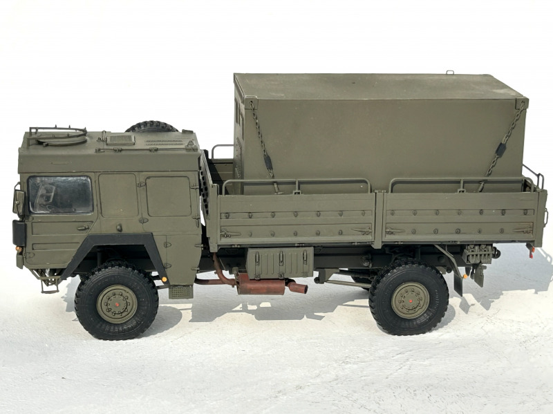 Lkw 5t mil glw MAN Typ 461 (Pritsche, mit Winde) mit einer FM-Kabine vom Typ 2
