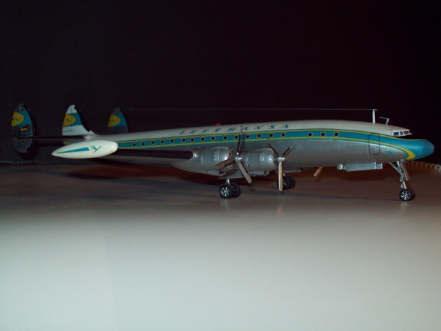 Lockheed L-1049G Super Constellation