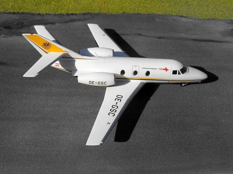 Dassault Falcon 10