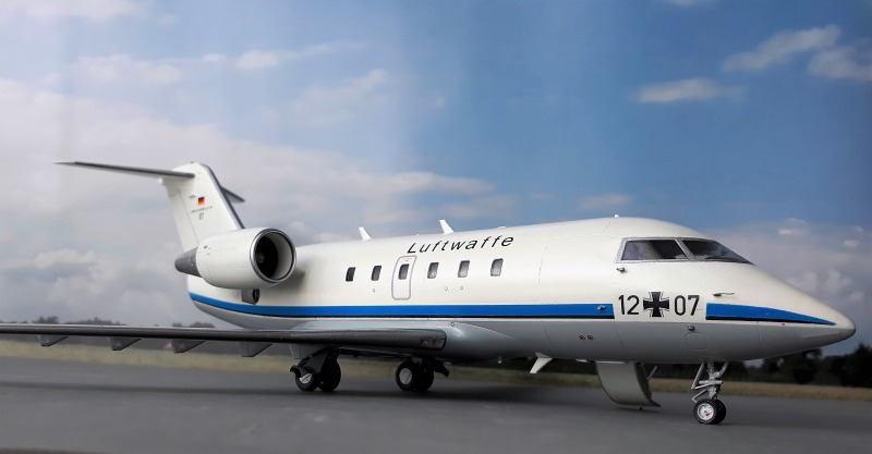 Challenger CL 601-2A12