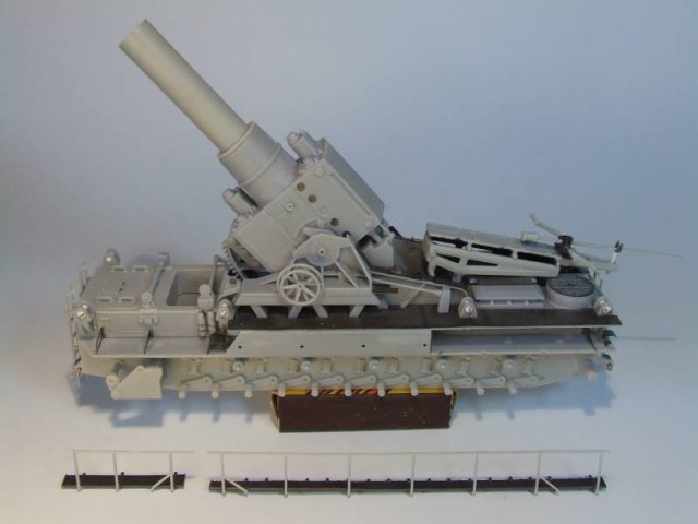 Dragon Armor 1:35 60 cm Mörser Loki Karl-Gerät 040, running mode