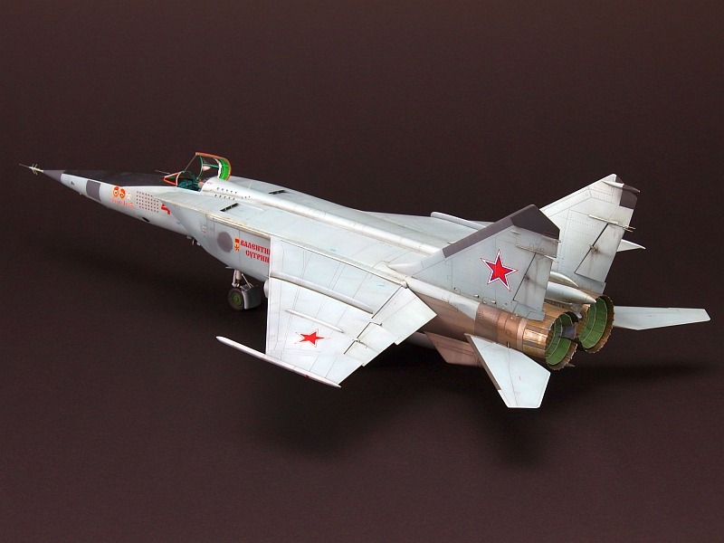 MiG-25RBT Foxbat-B