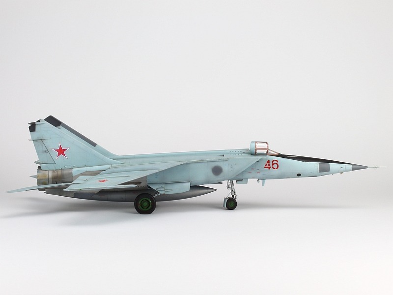 MiG-25RBT Foxbat-B